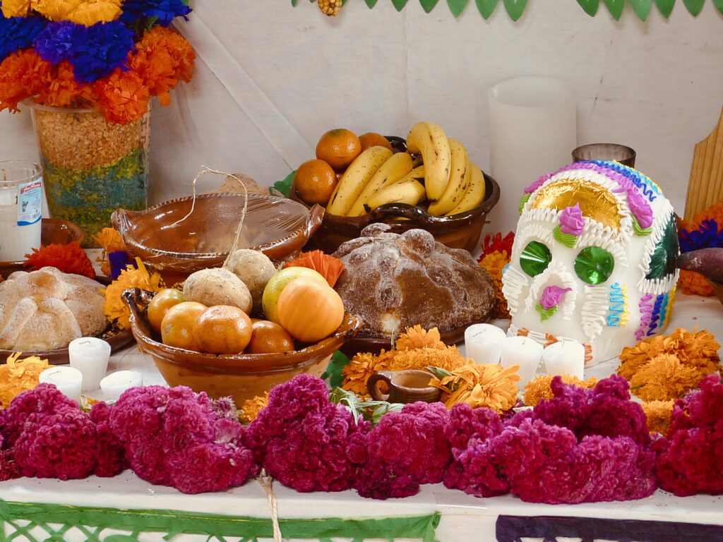 Ofrenda con elementos necesarios